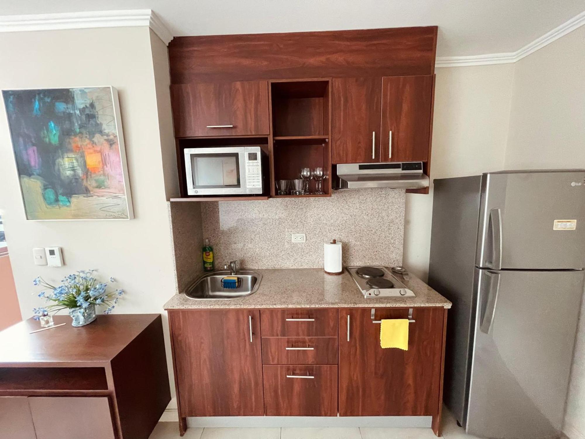 גוויאקיל Suite Frente Al Rio En Puerto Santa Ana Riverfront מראה חיצוני תמונה